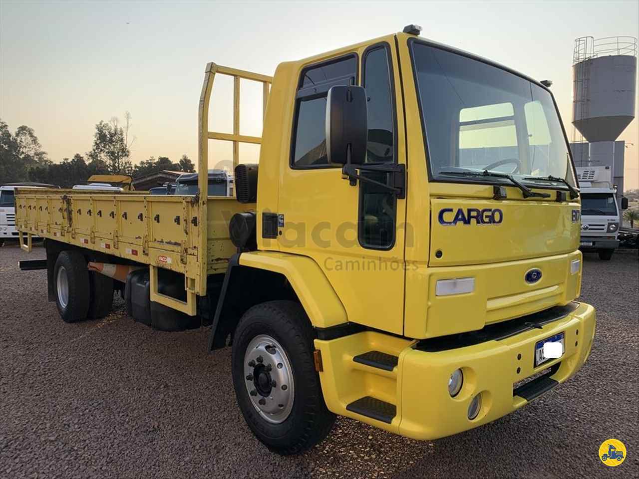 CAMINHAO FORD CARGO 1317 Carga Seca Toco 4x2 Viacam Caminhões CASCAVEL PARANÁ PR